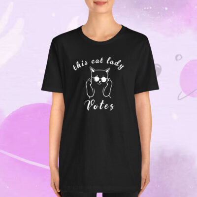 This Cat Lady Votes Childless Cat Ladies T-Shirt