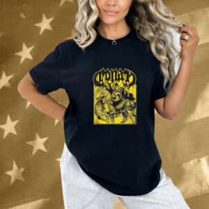 Conah Horseback Battle Hammer Shirt