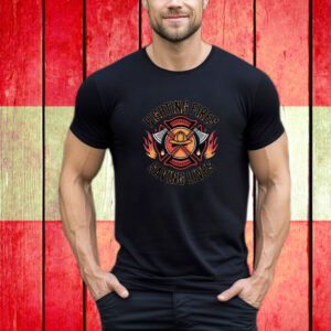 Fighting Fires Saving Lifes Los Angeles Fire T-Shirt