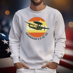 Grumman e-2 hawkeye military aircraft retro T-Shirt