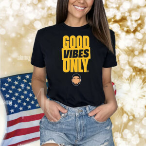 Geno’s Good Vibes Only Night Shirt